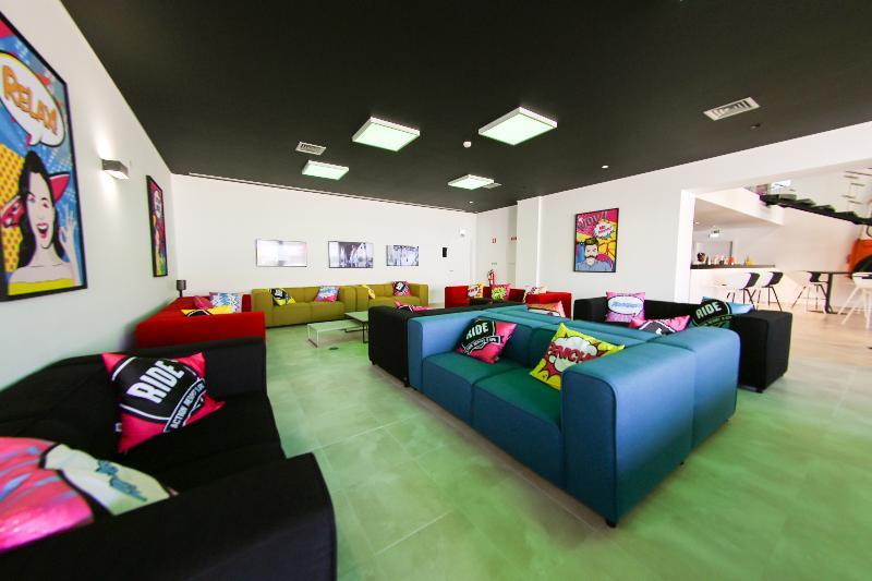 Ride Surf Resort & Spa Peniche Εξωτερικό φωτογραφία